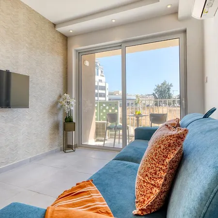 Stunning 1 Bedroom St Julians Sleeps 4 سانت جوليان