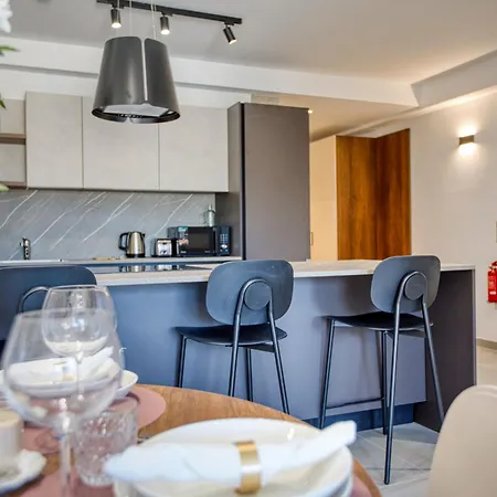 Διαμέρισμα Stunning 1 Bedroom St Julians Sleeps 4 *